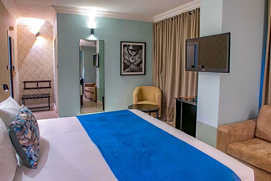 New Ambassador Hotel