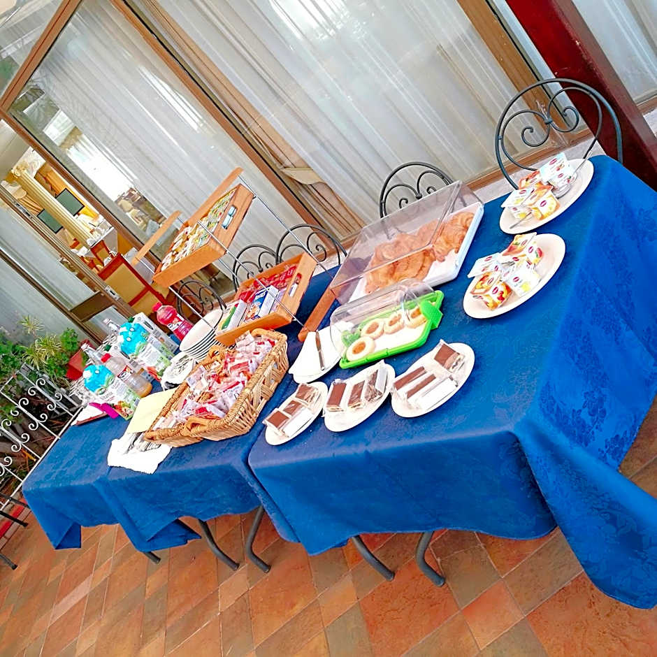 PARADISO Hotel & Banqueting