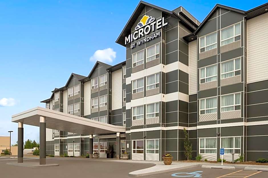 Microtel Inn & Suites by Wyndham Timmins