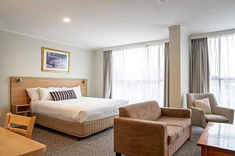 Executive Suite with Spa Bath