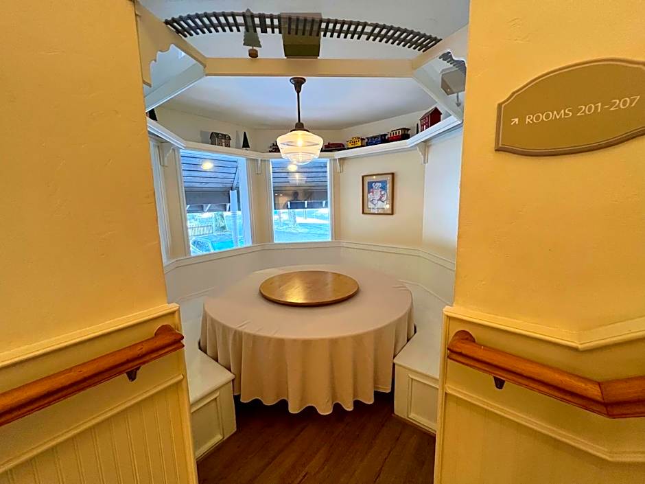 Best Western Grandma's Feather Bed