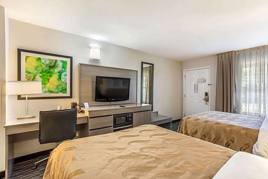 Quality Inn Gallatin-Nashville Metro