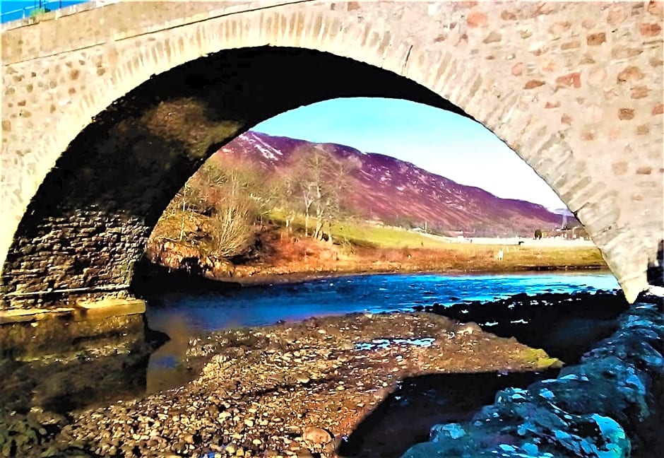 Sea Song, Selkie House