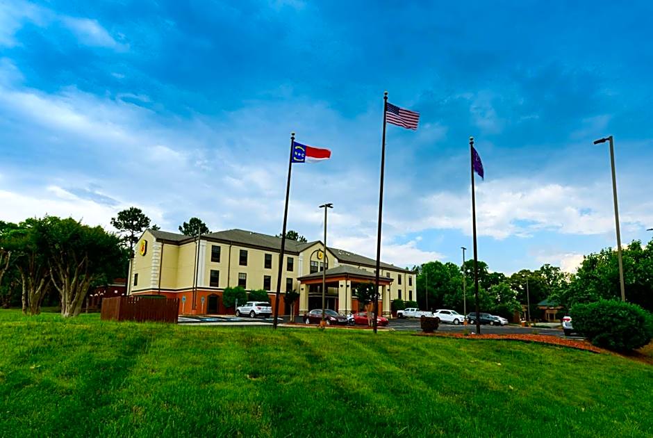 Super 8 by Wyndham High Point/Greensboro