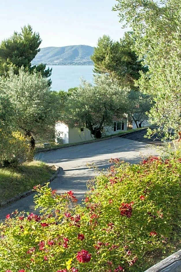 Camping Villaggio Cerquestra