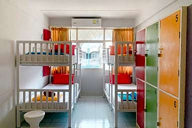 Sleep Sheep Phuket Hostel