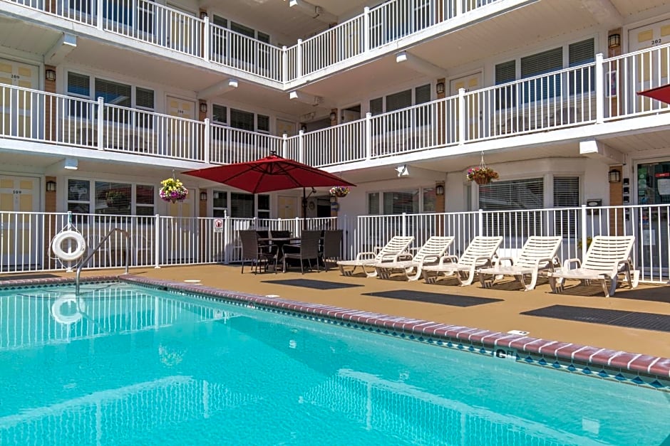 Esplanade Suites - A Sundance Vacations Property