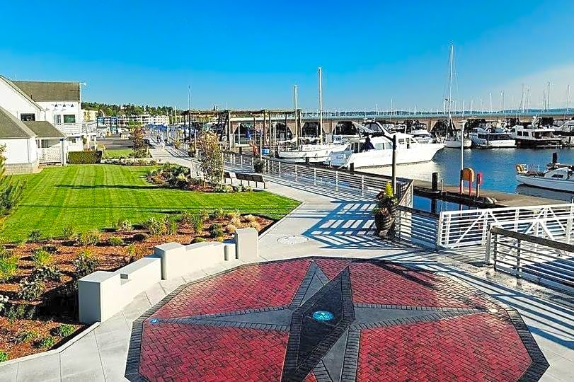 Marina Inn Des Moines / SeaTac