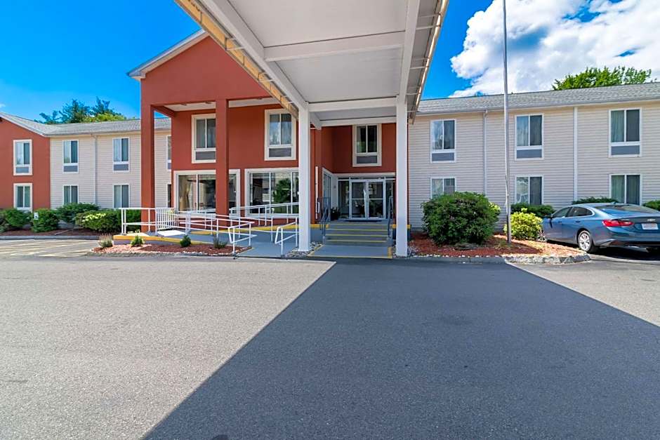 Quality Inn Merrimack - Nashua