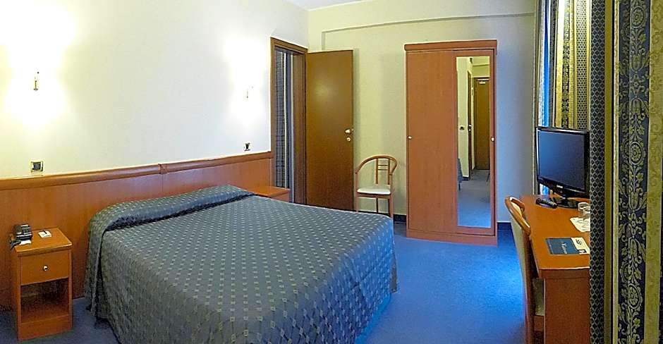 Valdenza Hotel