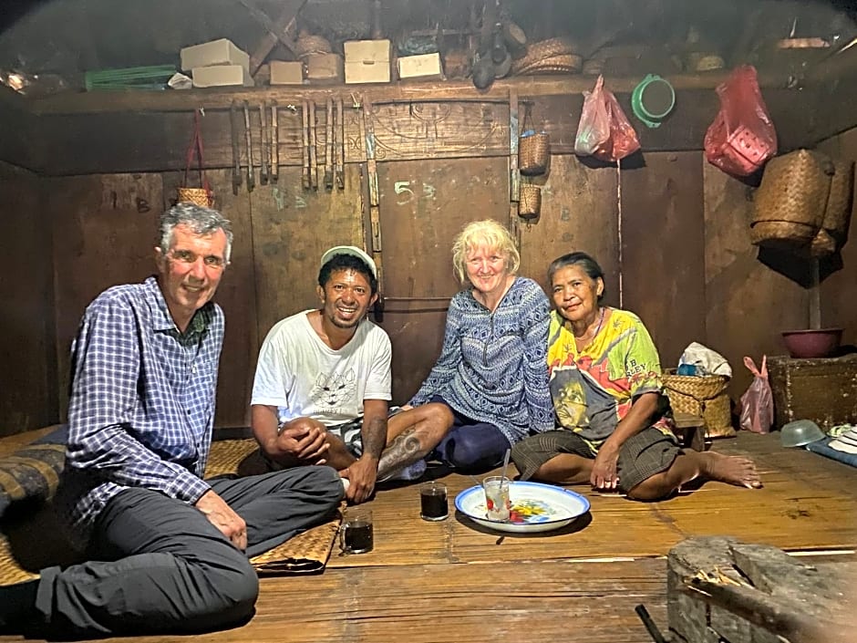 Santiago Bed and Breakfast at Desa Wisata Moni