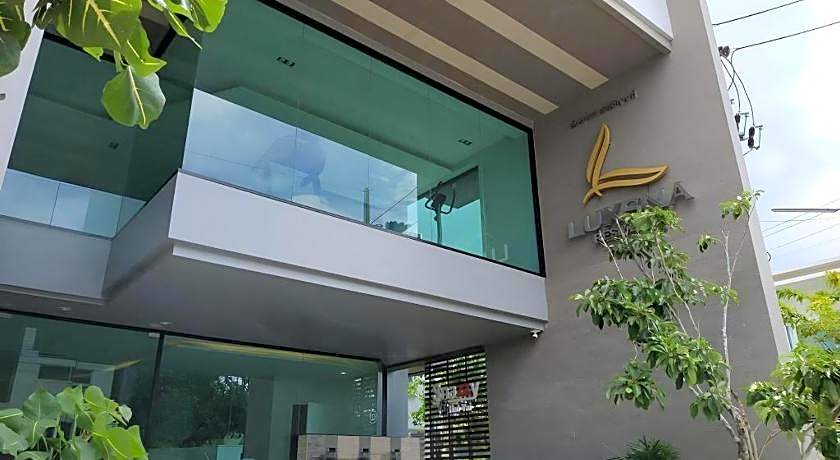 Luxsna Residence