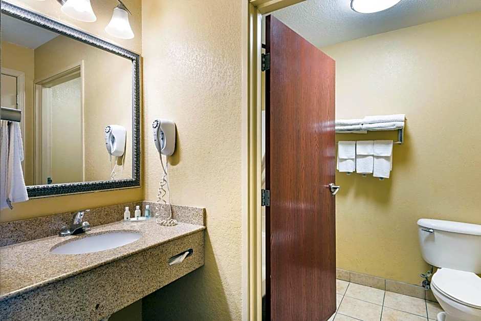 Quality Inn Des Moines North