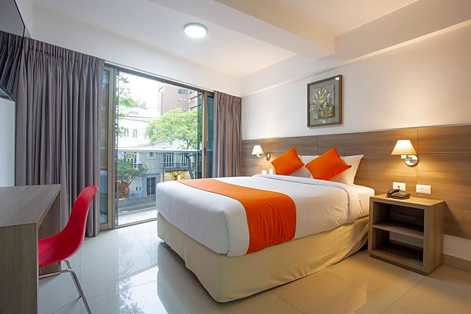 Howard Johnson by Wyndham Lima Miraflores Larco