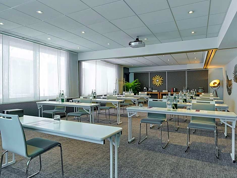 Hotel Mercure Paris 15 Porte de Versailles