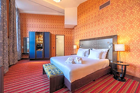 Junior Suite (2 Twin Beds)