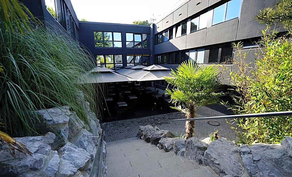 TIBET HOTEL am Airport Düsseldorf-Ratingen