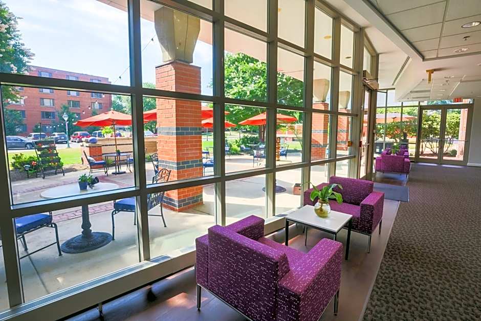 Kellogg Conference Hotel