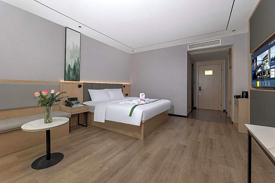 GreenTree Inn JiangSu Wuxi Jiangyin Huashi Avenue Huaxi Village Business Hotel