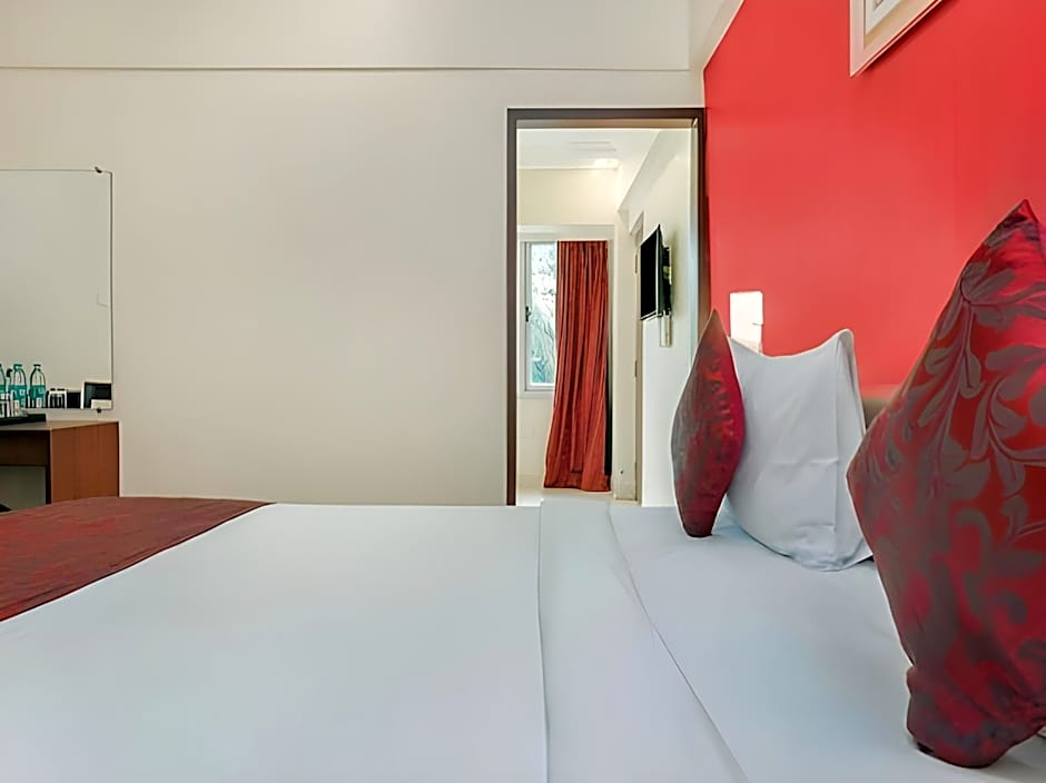 7 Apple Hotel Pimpri Pune