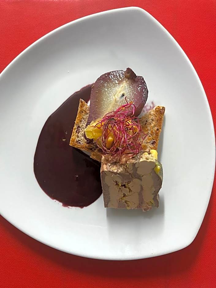 Logis Hôtel Restaurant Cazes Arazat