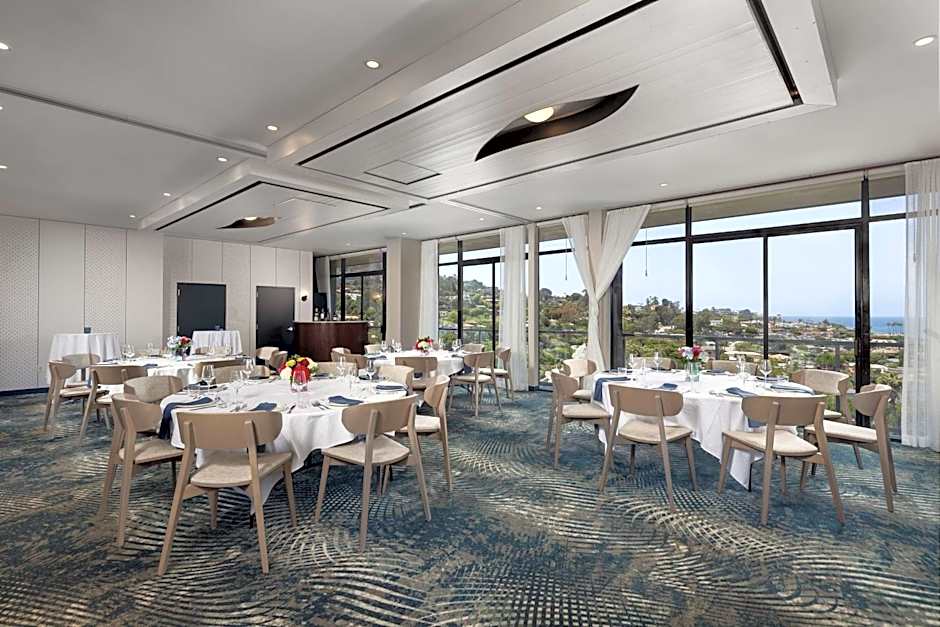 Hotel La Jolla, Curio Collection by Hilton
