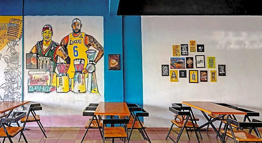 Collection O 91499 John Lebron House