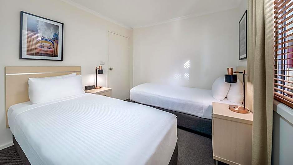 Oaks Sydney Goldsbrough Suites