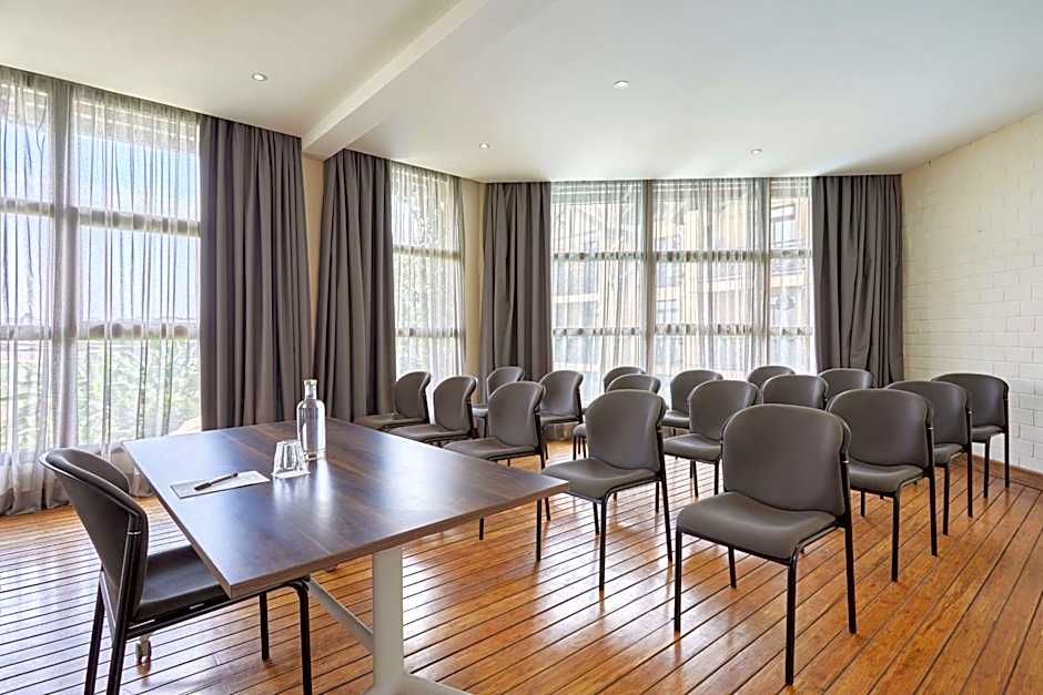Radisson Hotel Tamboho Waterfront Antananarivo