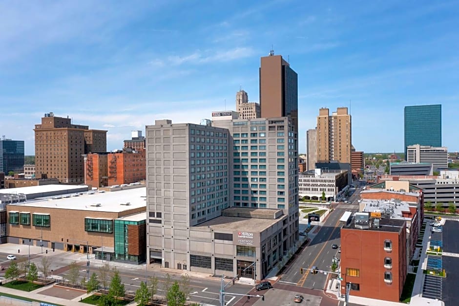 Hilton Garden Inn Toledo Downtown