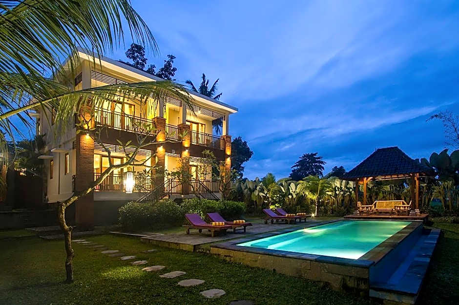 Buah Naga Sari Guest House