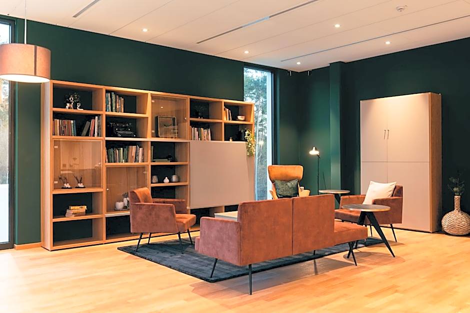 TARGET WORLD Hunter's Lodge