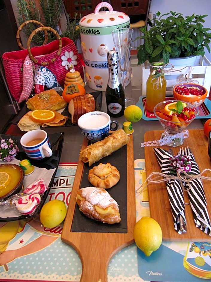 Stratos ArtDeco House