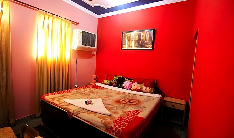 Pyrenees Hostel by Indian Culture