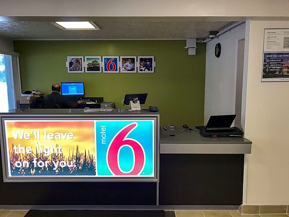 Motel 6-North Olmsted, OH - Cleveland