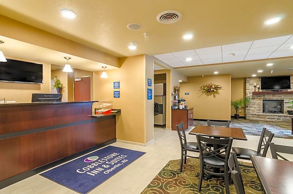Cobblestone Inn & Suites - Oberlin