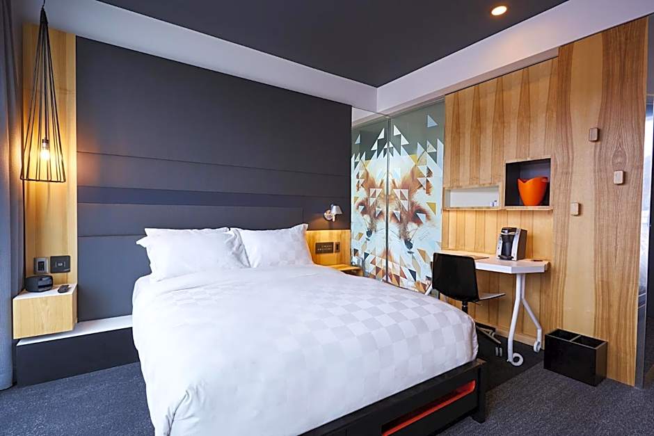 Alt Hotel Calgary East Village