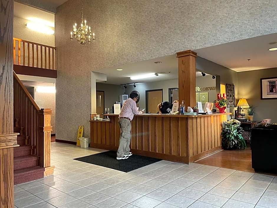 Rodeway Inn Holdrege