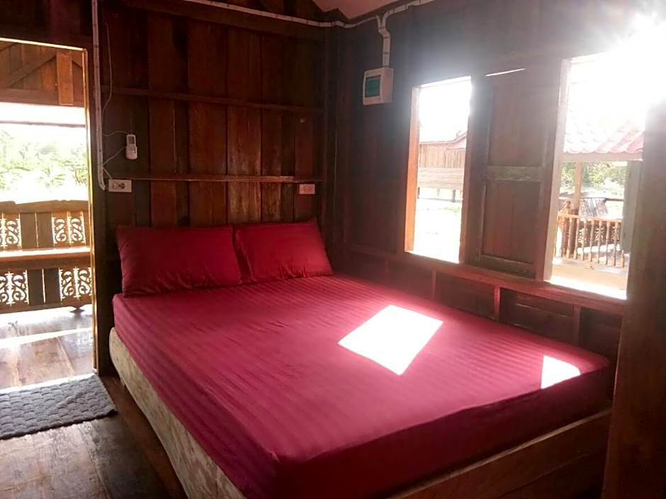Photo 1 of 10 of Deluxe Bungalow, Garden View