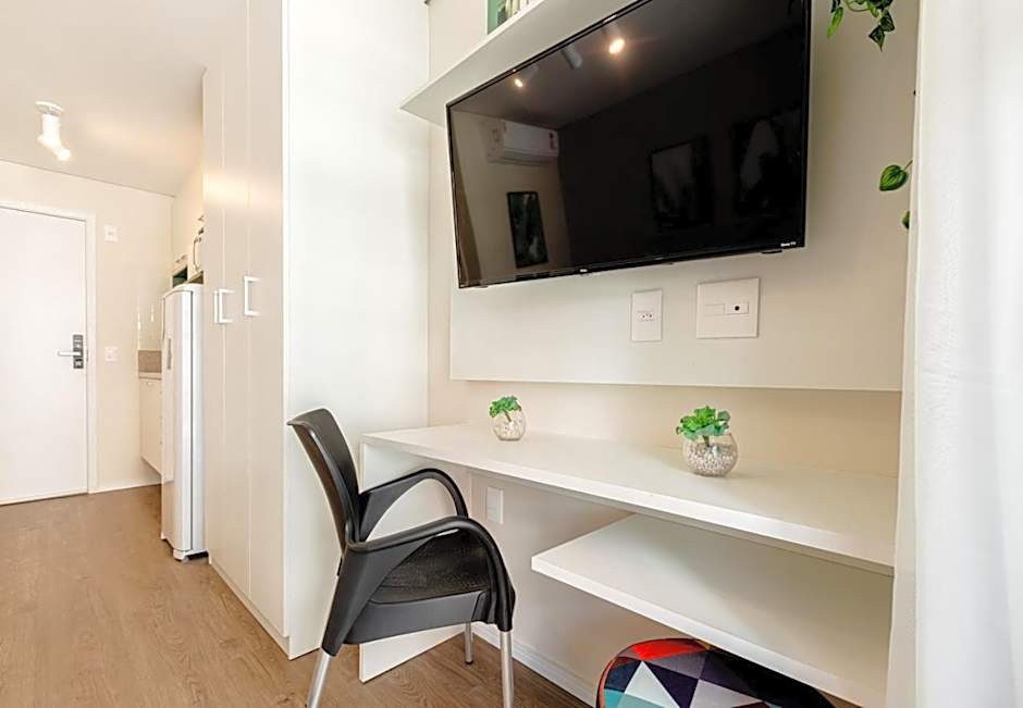 Easy Star - Studio iluminado e completo no Brooklin - YD01H