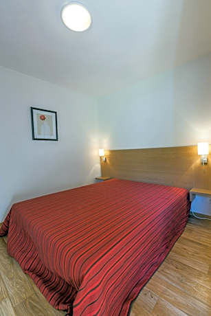 Apartment Two Bedrooms (6 Adults)