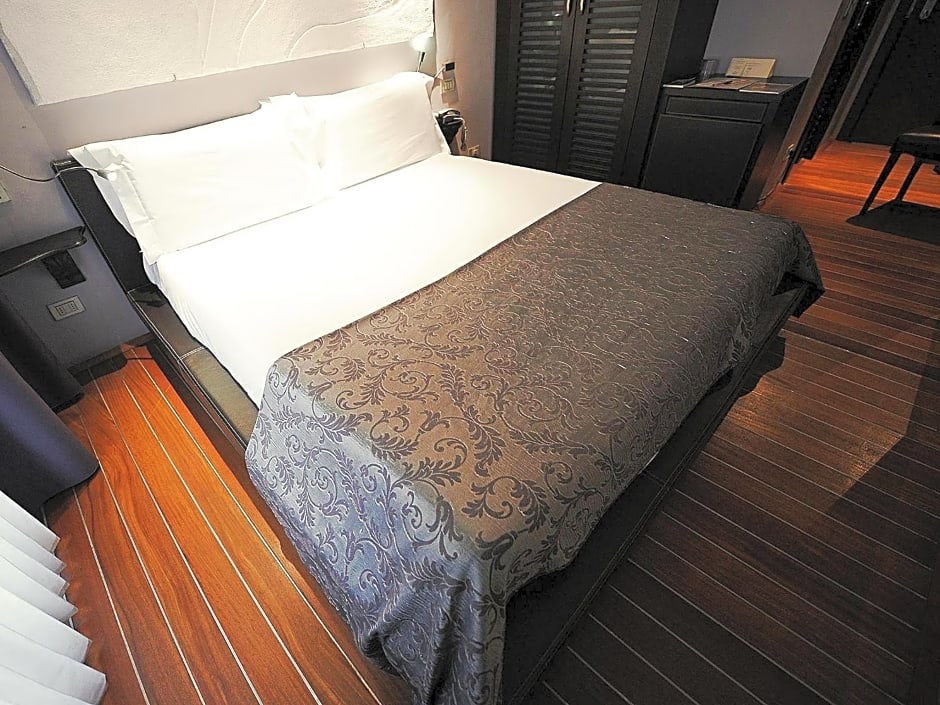 Borghese Palace Art Hotel