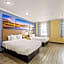 Days Inn & Suites by Wyndham Ft. Worth DFW Airport South