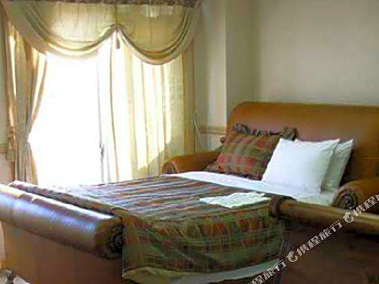 Princess Court Hotel