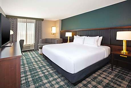 King Room with Sofa Bed and River View