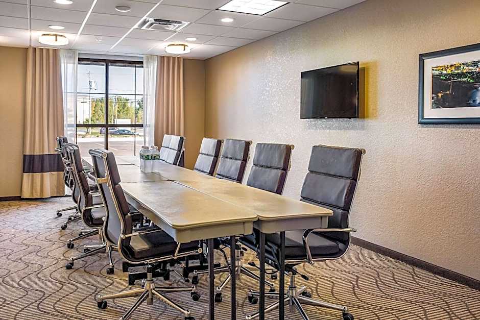 Comfort Inn & Suites Niagara Falls Blvd USA