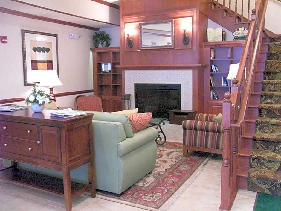 Country Inn & Suites by Radisson, Washington at Meadowlands, PA