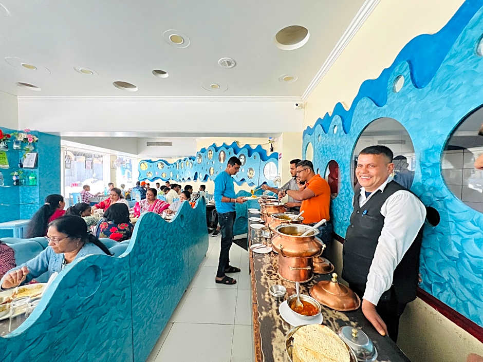 Hotel Samrat International