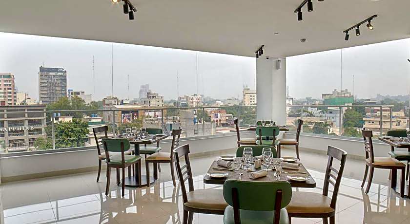 Avari Xpress Gulberg