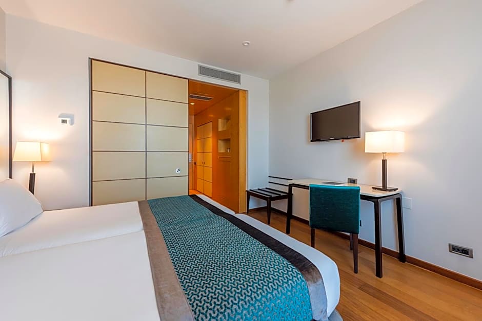 Photo 1 of 5 of 1 Double Bed or 2 Beds